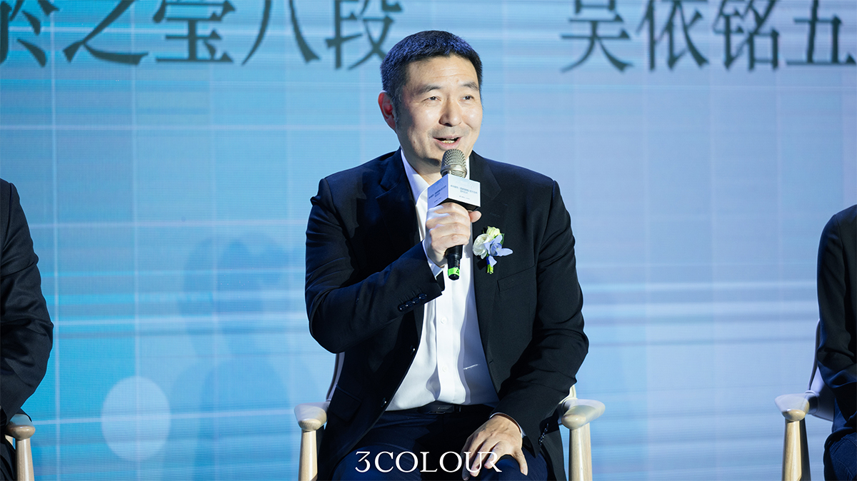 卓尚服飾丨齊聚王者之師，共尚凌云之志